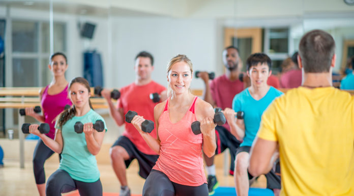 10 meggyőző érv a csoportos fitnesz mellett csoportos fitness